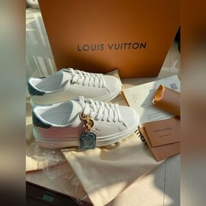 Louis Vuitton Time Out Sneaker